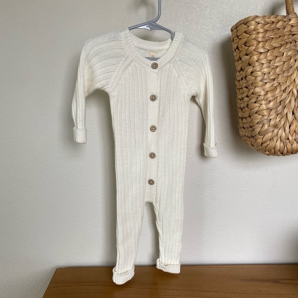 Soft Cream Knit Kids Footie - Picture 2 of 4